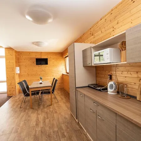 Panelcz Lägenhet Uhercice (Znojmo)