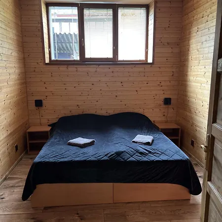 Panelcz Lägenhet Uhercice (Znojmo)