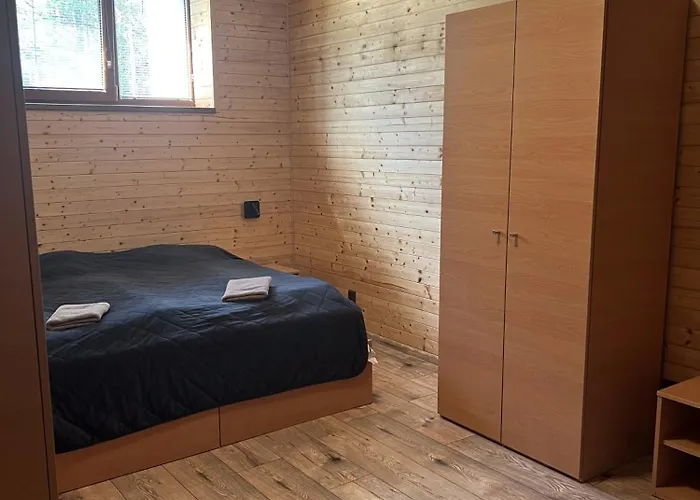 Panelcz * Uhercice (Znojmo)